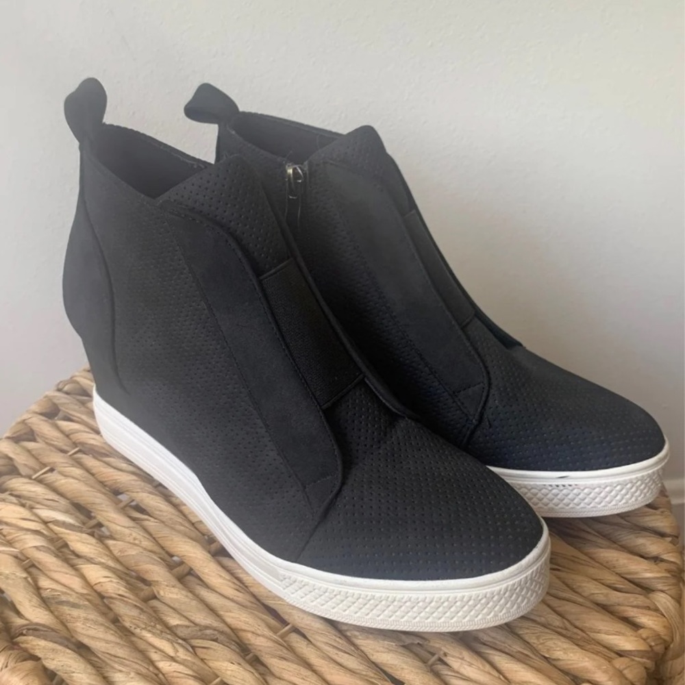 CCOCCI wedge sneakers size 10